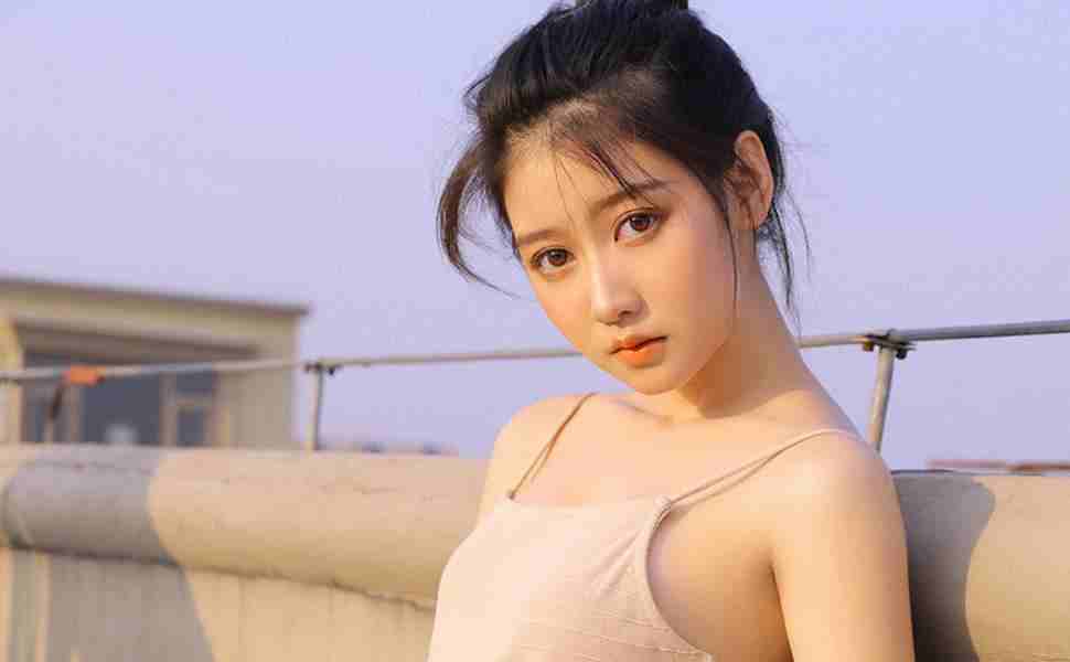 西瓜从六楼扔下竟完好无损，雷军说的“防弹涂层”到底是什么？